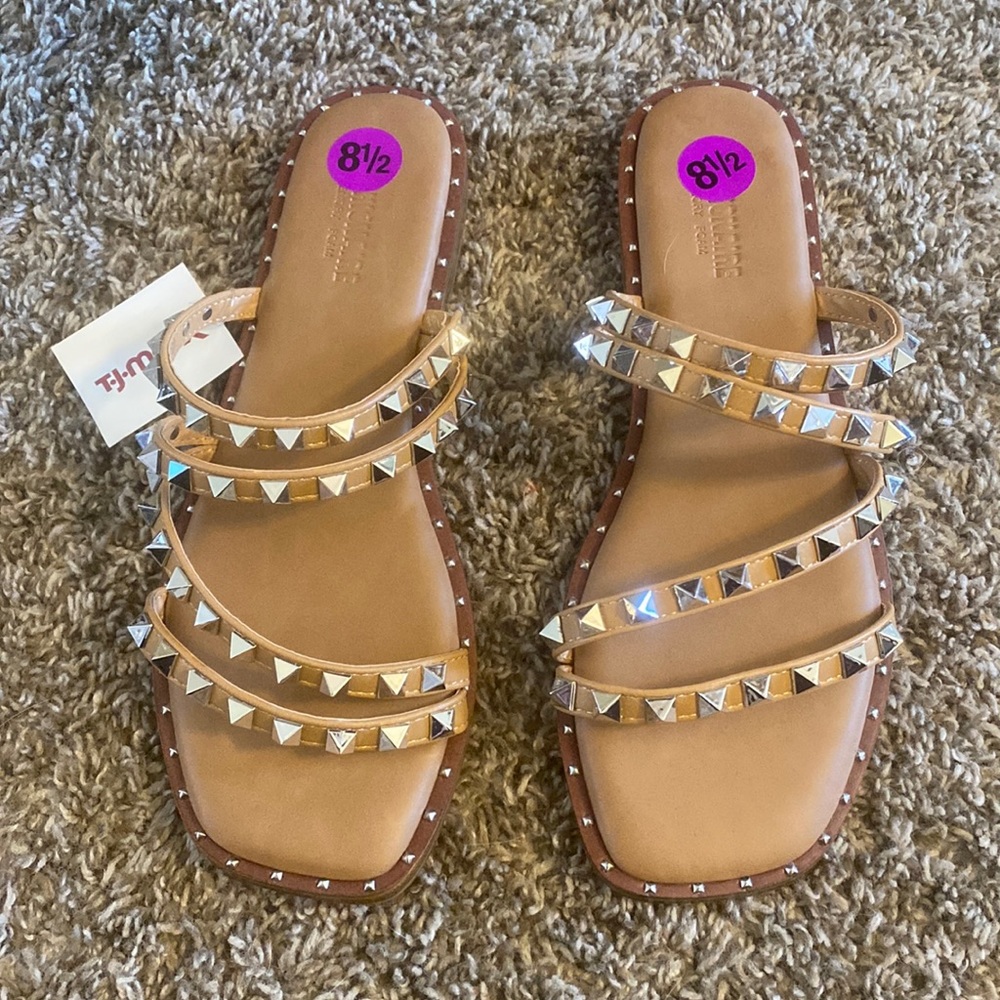 Women’s Sandals